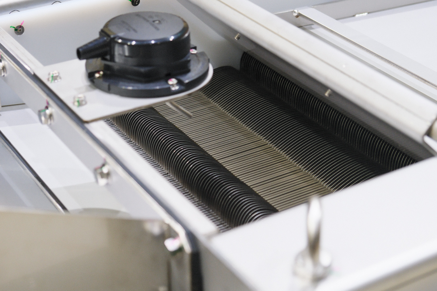 株式会社研電社／ものづくり日本大賞も受賞したライフサイクルコストを下げる開発<br />
